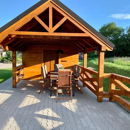 Domcek & Sauna Garden