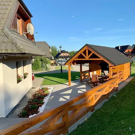 Domcek & Sauna Garden Tatil Evi Stará Lesná