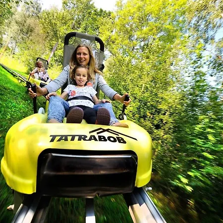 Domcek & Sauna Garden