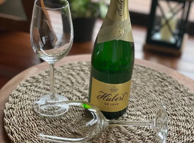 بيت للعطل Domcek & Sauna Garden