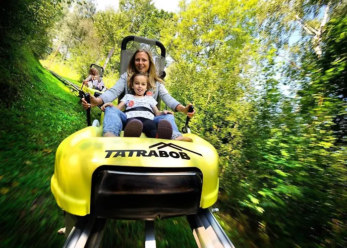 Domcek & Sauna Garden