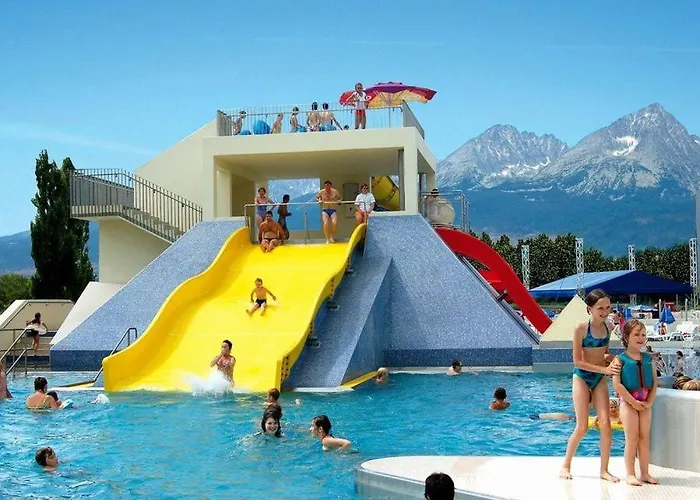 Domcek & Sauna Garden