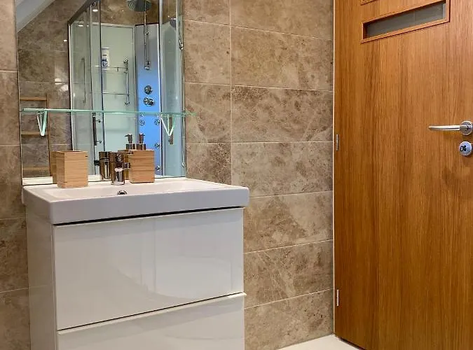 بيت للعطل Domcek & Sauna Garden