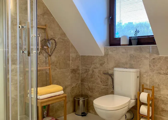 Domcek & Sauna Garden